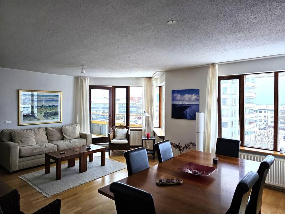 Family Penthouse With Great View Apartment Garthabaer Luaran gambar